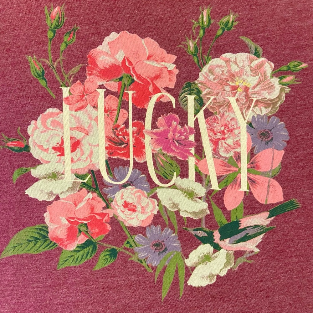 NWT LUCKY BRAND T-shirt, Size Medium